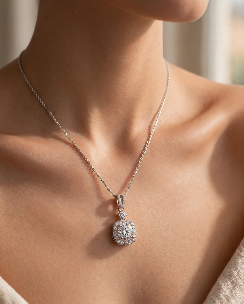 The Verity Pendant Necklace